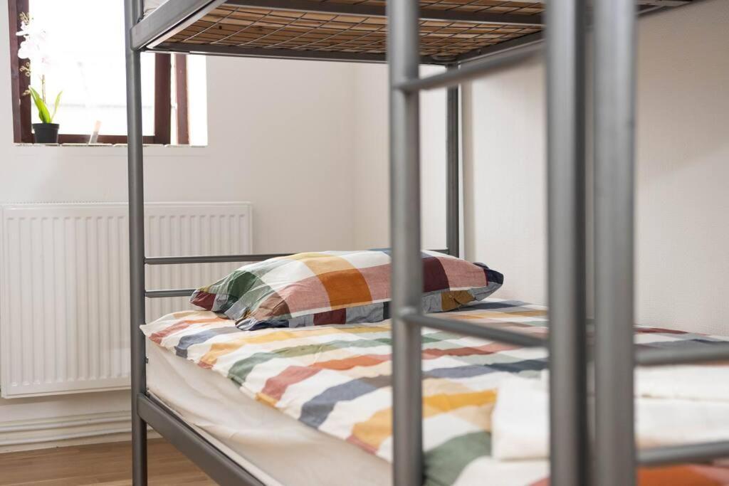 Historical Malt Factory Apartment, 6 Bedrooms, Sleeps 12 , Hot Tub Helsingborg Exteriér fotografie